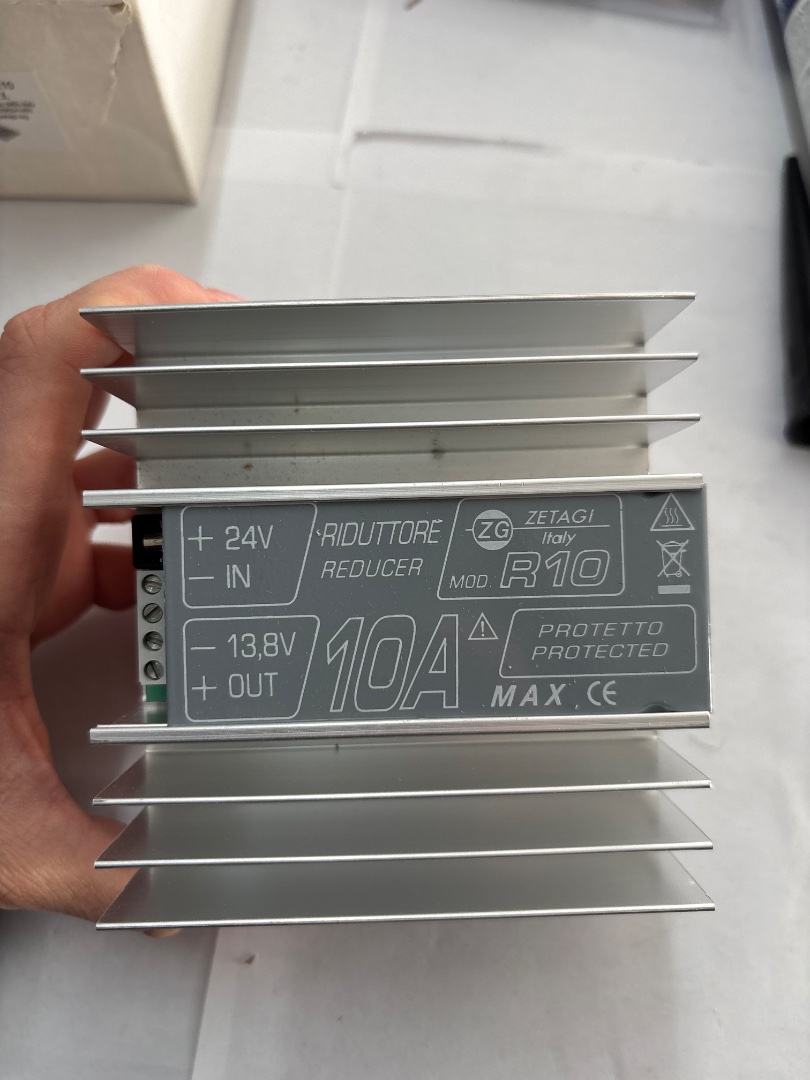 Voltage reducer 24-12V 10A