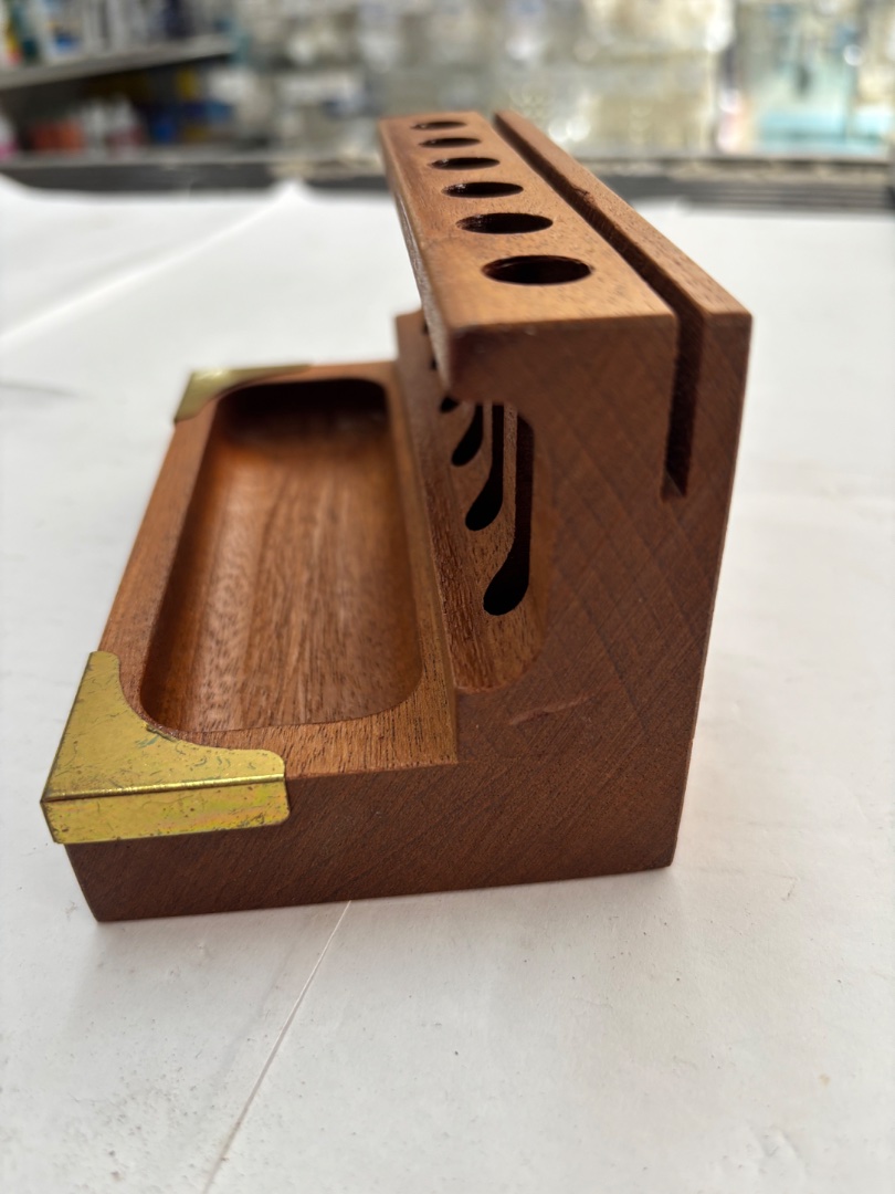 Wooden pen and divider holder